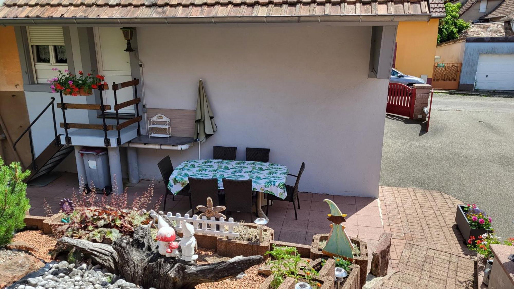 Holiday home Violette Et Pierrot